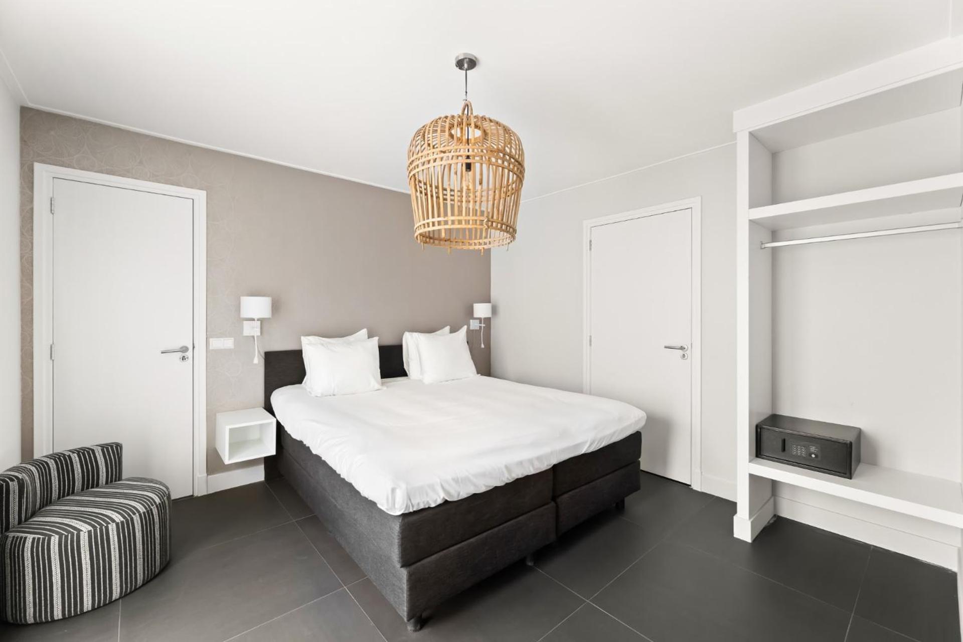 Апартаменты Bed & Bike De Dorsvloer Домбург Экстерьер фото