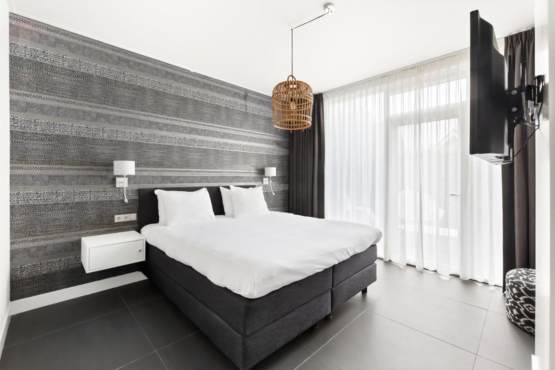 Апартаменты Bed & Bike De Dorsvloer Домбург Экстерьер фото